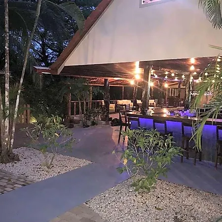 El Sueno Tropical Hotel